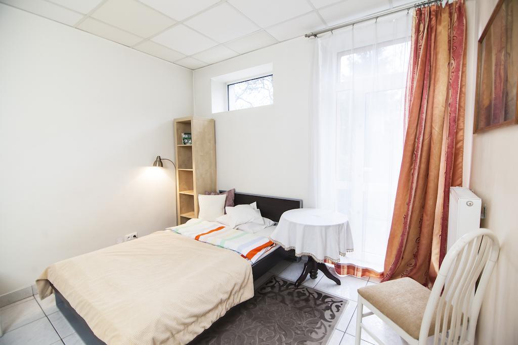 Akacja Pokoje Goscinne Krakow Phòng bức ảnh